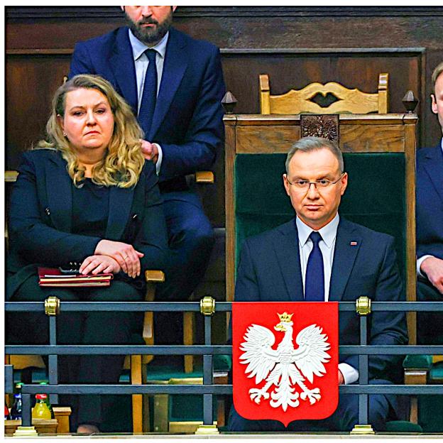 [VIDEO] Prezydent RP zaproponował poprawkę do konstytucji o wydatkach na obronność na poziomie 4 proc. PKB